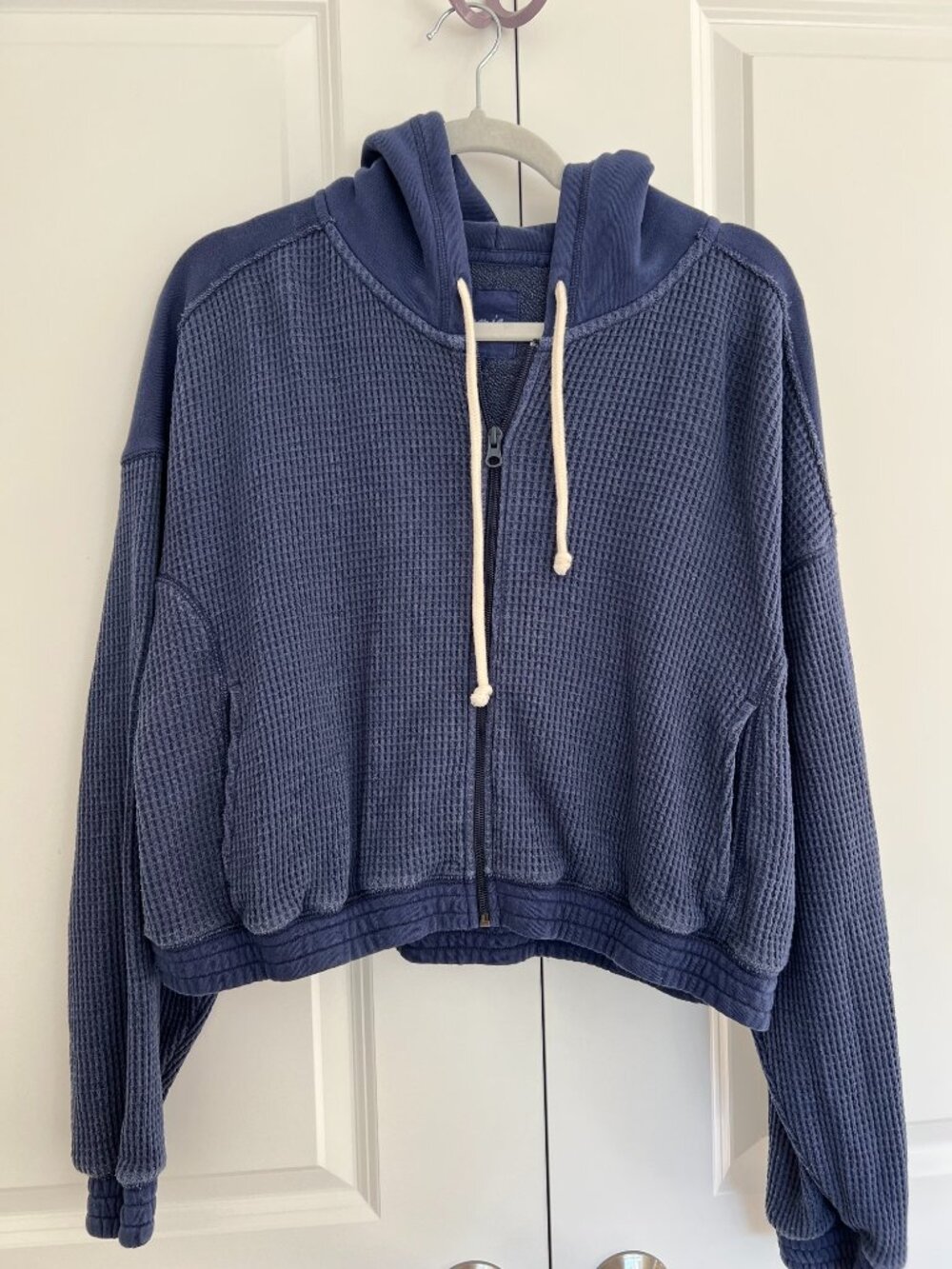 Aerie waffle zip up sweatshirt (Size L)